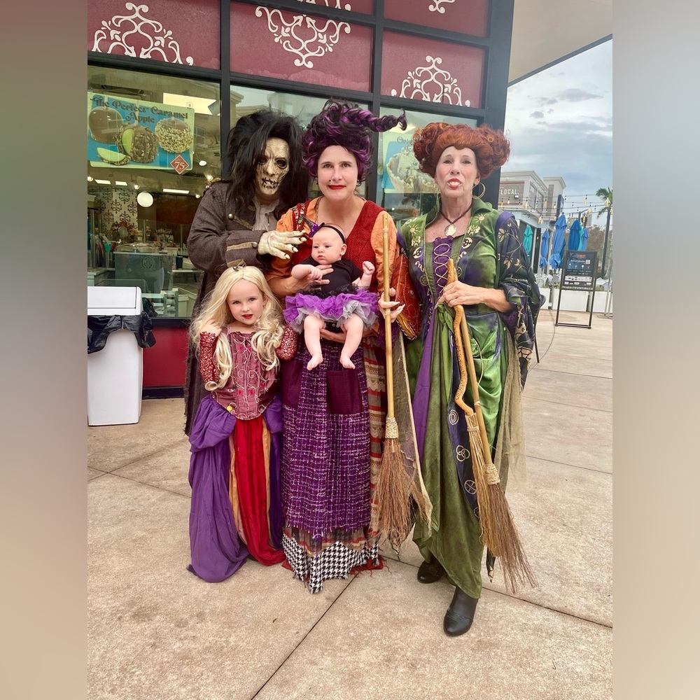 INFANT witch tutu and headband hat. Perfect for HALLOWEEN